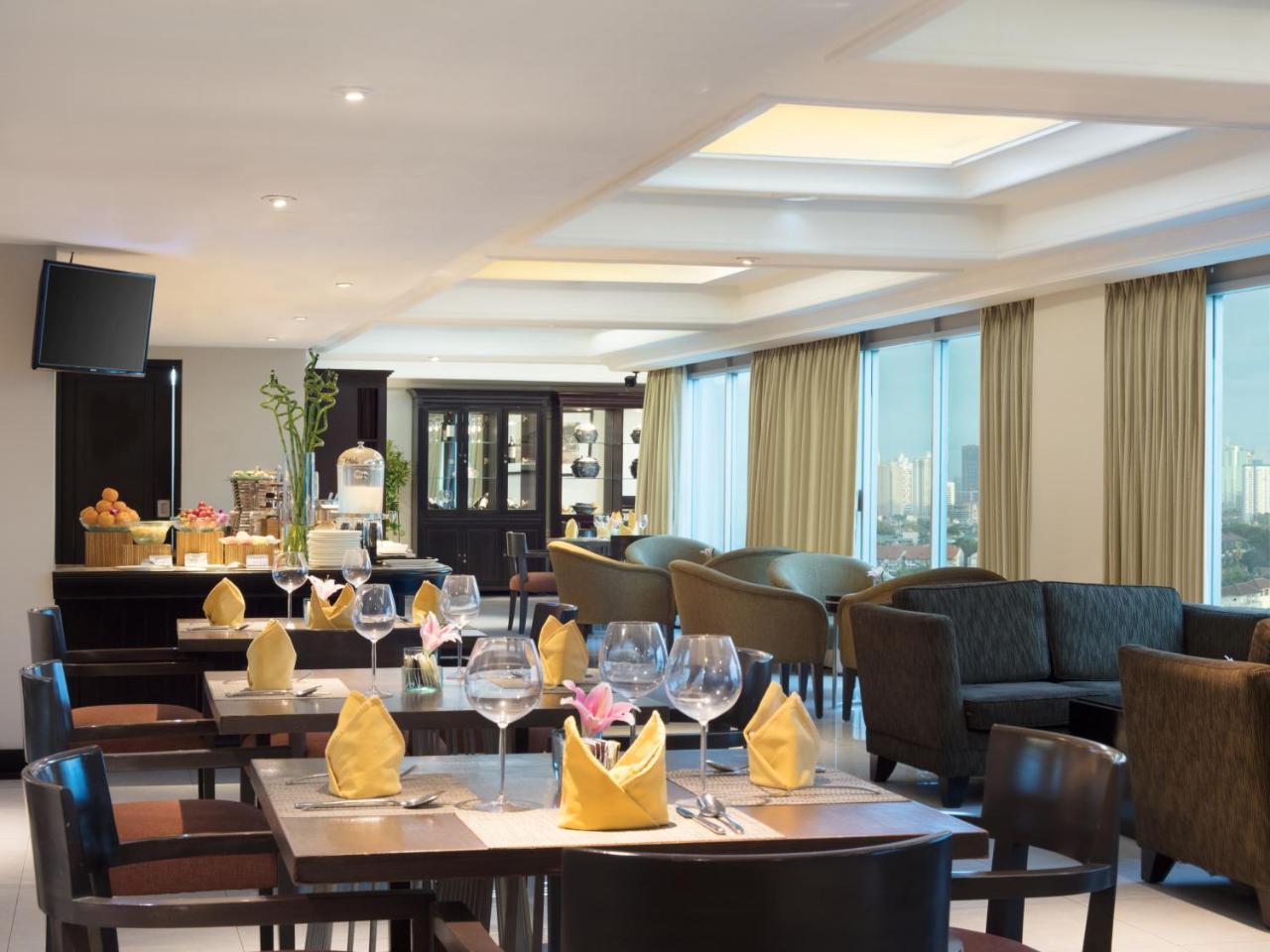 Santika Premiere Slipi Hotel