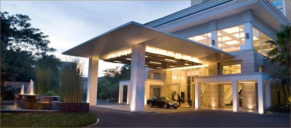 Hotel Santika Premiere Slipi 4*