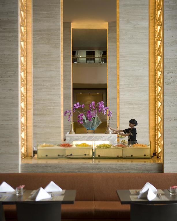 Santika Premiere Slipi 4*